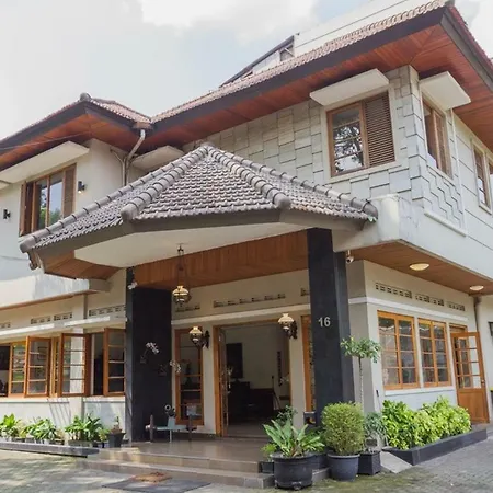 Hotel Wisma Dago Itb